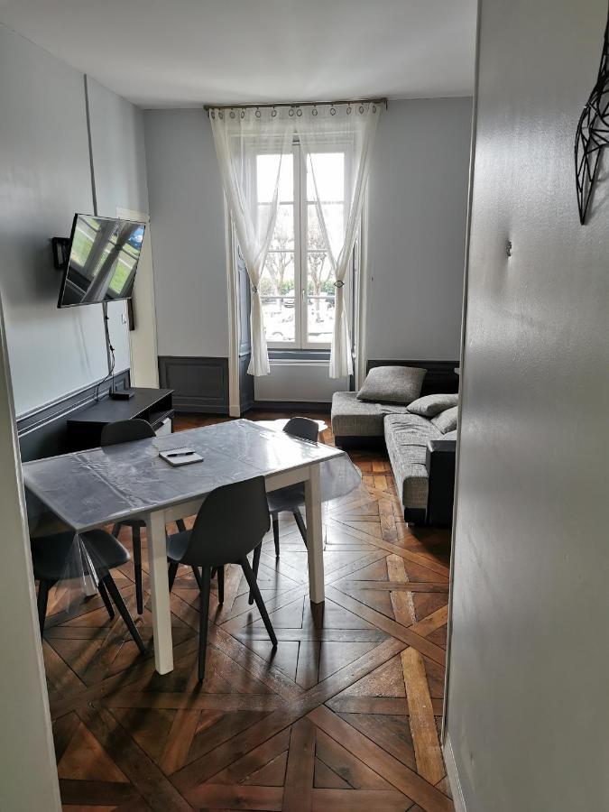 Appartement Avec Vue Sur Cathedrale Classe De Tourisme 3 Etoiles Bayeux Exterior foto